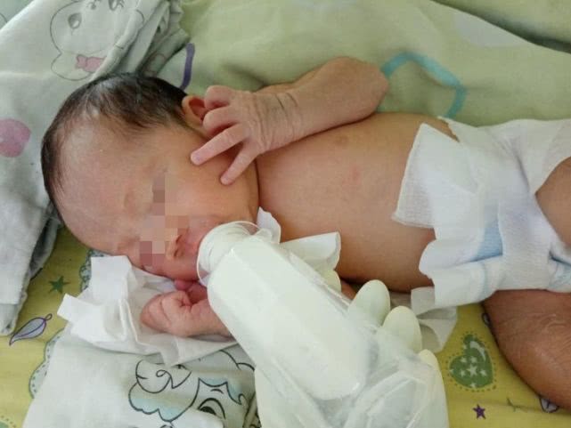 重庆首例新冠肺炎孕妇分娩女婴安安将于26日出院啦！
